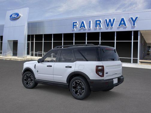 Space White Metallic 2026 Ford Bronco Sport Outer Banks