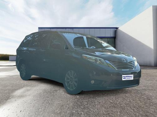 2013 Toyota Sienna XLE