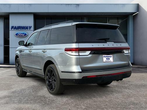 2022 Lincoln Navigator Reserve