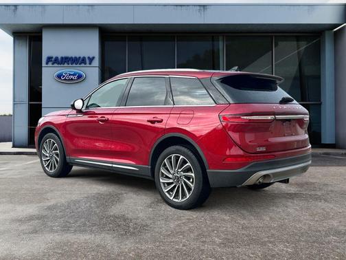 Red Carpet Metallic Tinted Clearcoat 2023 Lincoln Corsair Reserve