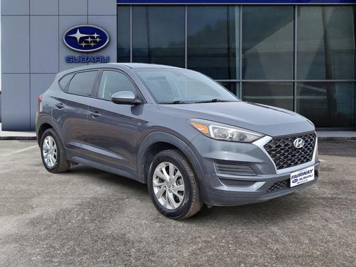 2019 Hyundai TUCSON SE
