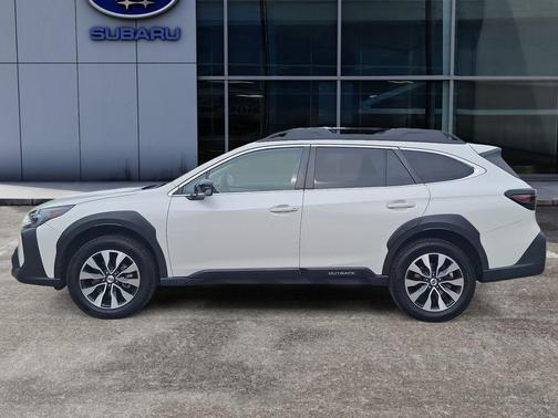 Crystal White Pearl 2023 Subaru Outback 2.5i Limited