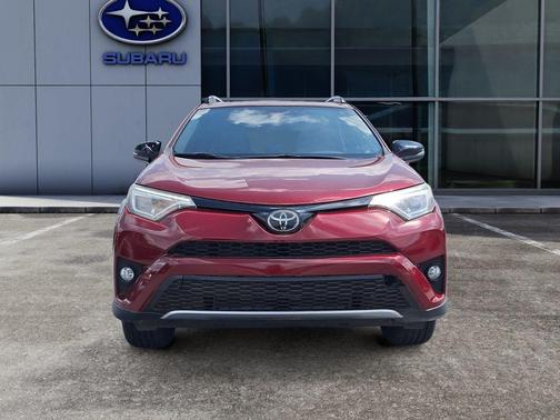 2018 Toyota RAV4 SE