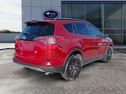 2018 Toyota RAV4 SE