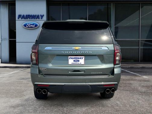 2023 Chevrolet Suburban Premier