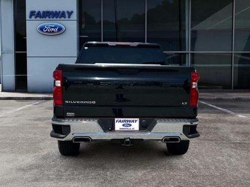 Black 2022 Chevrolet Silverado 1500 Limited LT