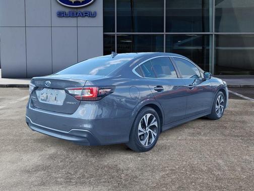2021 Subaru Legacy 