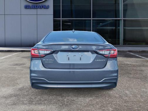 2021 Subaru Legacy 