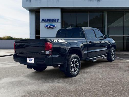2019 Toyota Tacoma TRD Sport