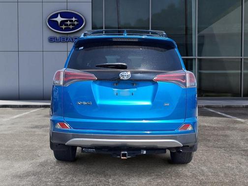 2018 Toyota RAV4 SE
