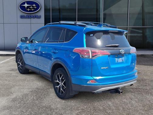 2018 Toyota RAV4 SE