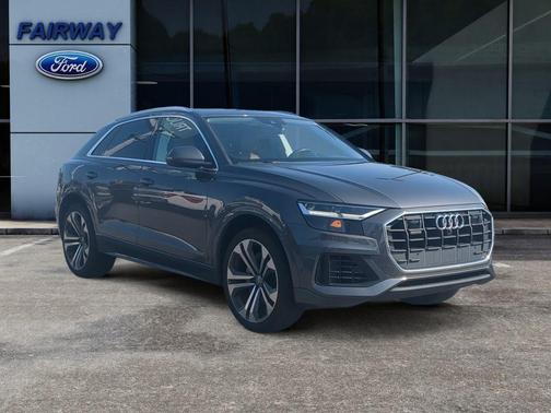 2019 Audi Q8 Premium Plus