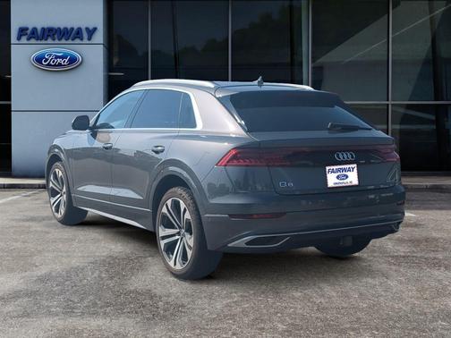 2019 Audi Q8 Premium Plus