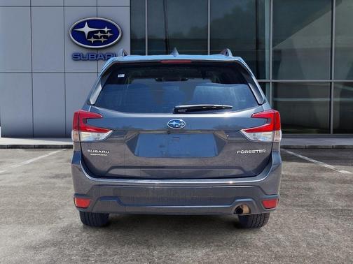 Magnetite Gray Metallic 2023 Subaru Forester Premium