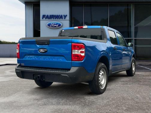 Velocity Blue 2025 Ford Maverick XL