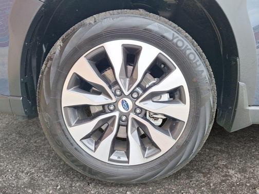 2025 Subaru Outback Touring XT