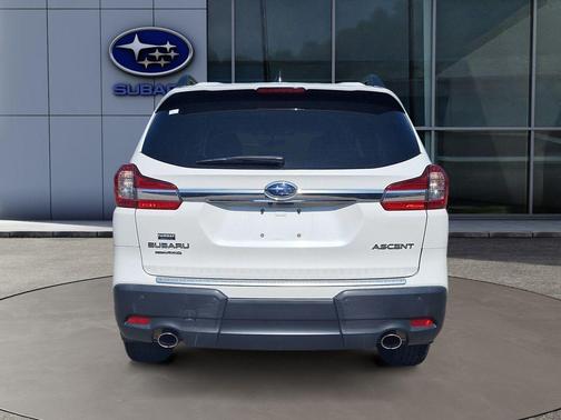 Crystal White Pearl 2019 Subaru Ascent Premium 8-Passenger