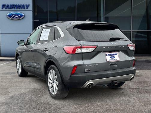 2022 Ford Escape Titanium