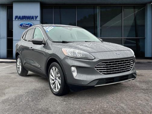 2022 Ford Escape Titanium