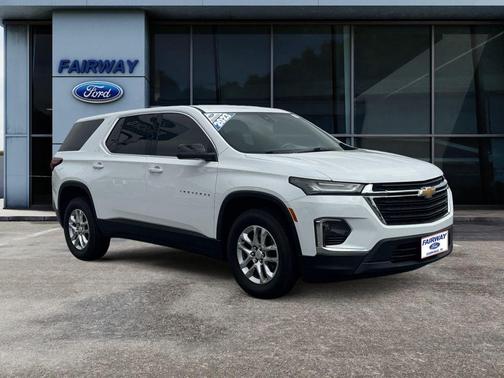2023 Chevrolet Traverse LS