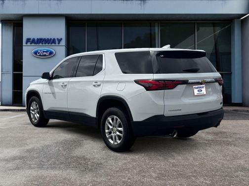 2023 Chevrolet Traverse LS