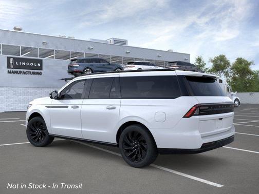 Crystal White Metallic 2026 Lincoln Navigator L Reserve