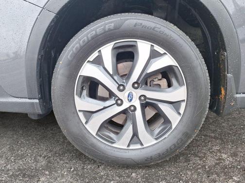 2022 Subaru Outback Touring XT