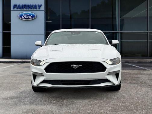 2022 Ford Mustang EcoBoost
