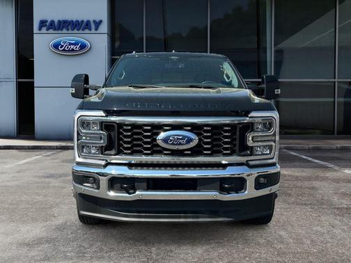 Agate Black Metallic 2024 Ford F-350 Lariat Super Duty