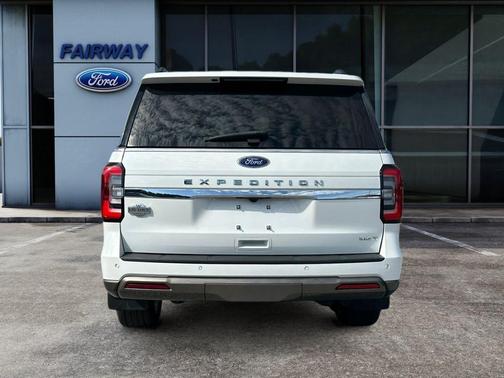 Star White 2024 Ford Expedition Max King Ranch