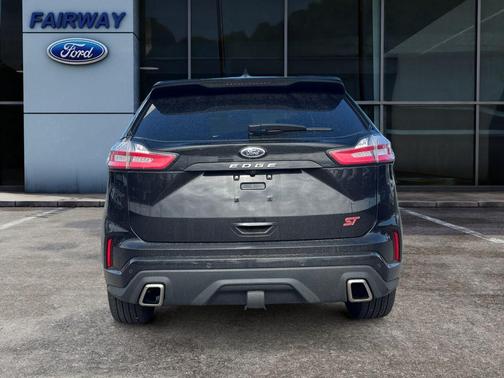 2022 Ford Edge ST