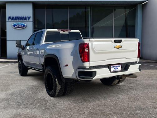 2024 Chevrolet Silverado 3500 High Country