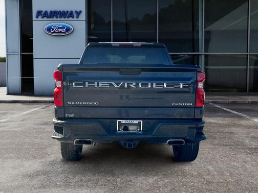 2023 Chevrolet Silverado 1500 Custom Trail Boss