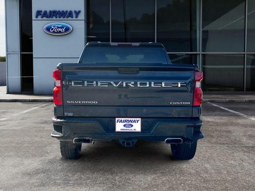 2023 Chevrolet Silverado 1500 Custom Trail Boss