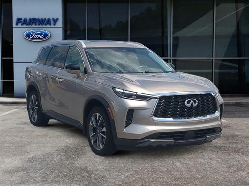 2022 INFINITI QX60 Luxe