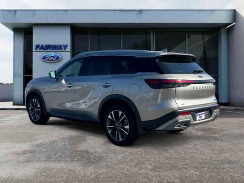2022 INFINITI QX60 Luxe