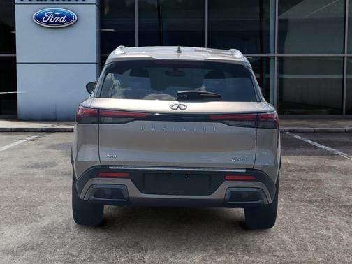2022 INFINITI QX60 Luxe