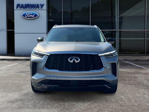 2022 INFINITI QX60 Luxe