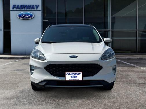 2020 Ford Escape Titanium