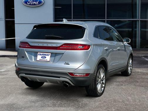 Ingot Silver Metallic 2016 Lincoln MKC Reserve