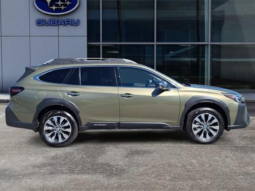 2025 Subaru Outback Touring