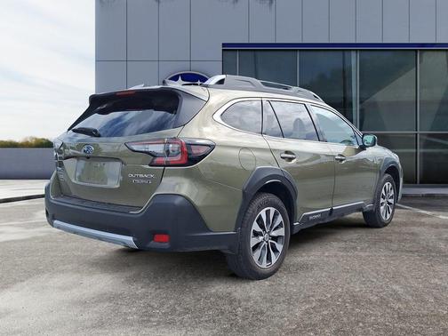 2025 Subaru Outback Touring