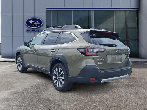 2025 Subaru Outback Touring