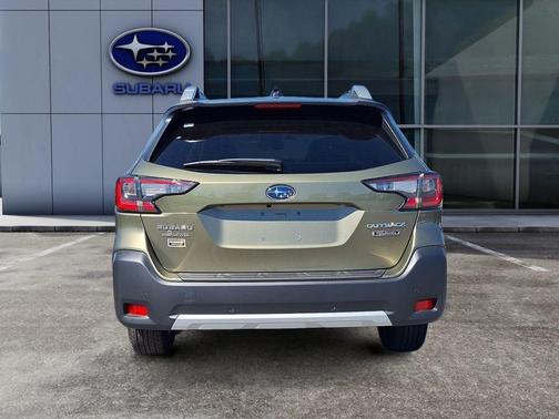 2025 Subaru Outback Touring