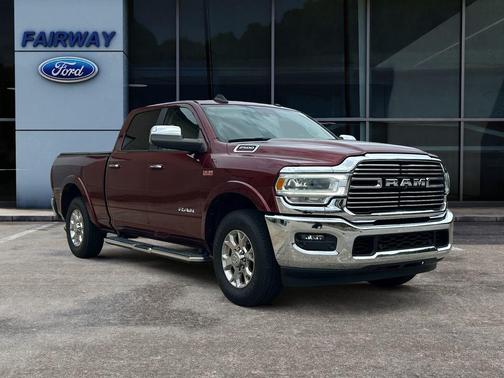 Delmonico Red Pearlcoat 2019 RAM 2500 Laramie
