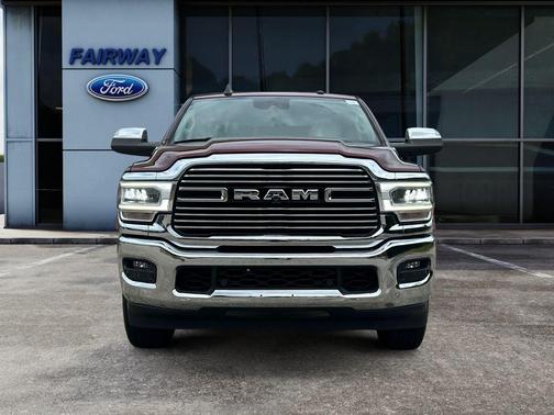 Delmonico Red Pearlcoat 2019 RAM 2500 Laramie