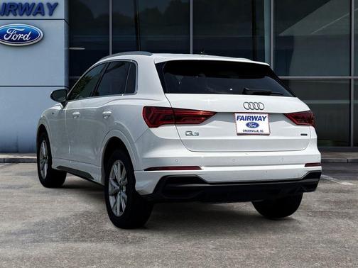 2023 Audi Q3 45 S line Premium