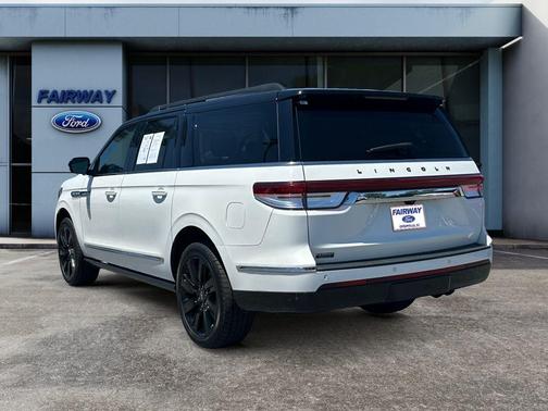 Pristine White 2022 Lincoln Navigator L Black Label