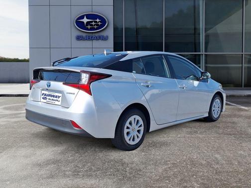 2020 Toyota Prius LE