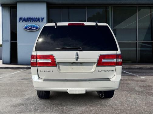 2012 Lincoln Navigator L
